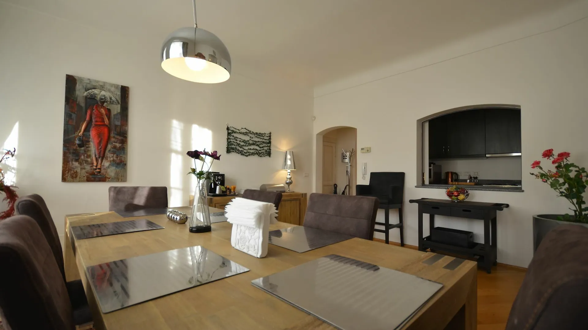 Attic Hroznova - Charles Bridge Apartment Prague